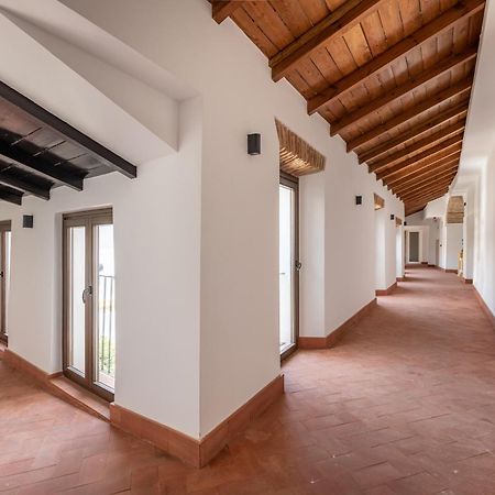 Libere Cordoba Patio Santa Marta Hostel Exterior photo Interior of the hotel