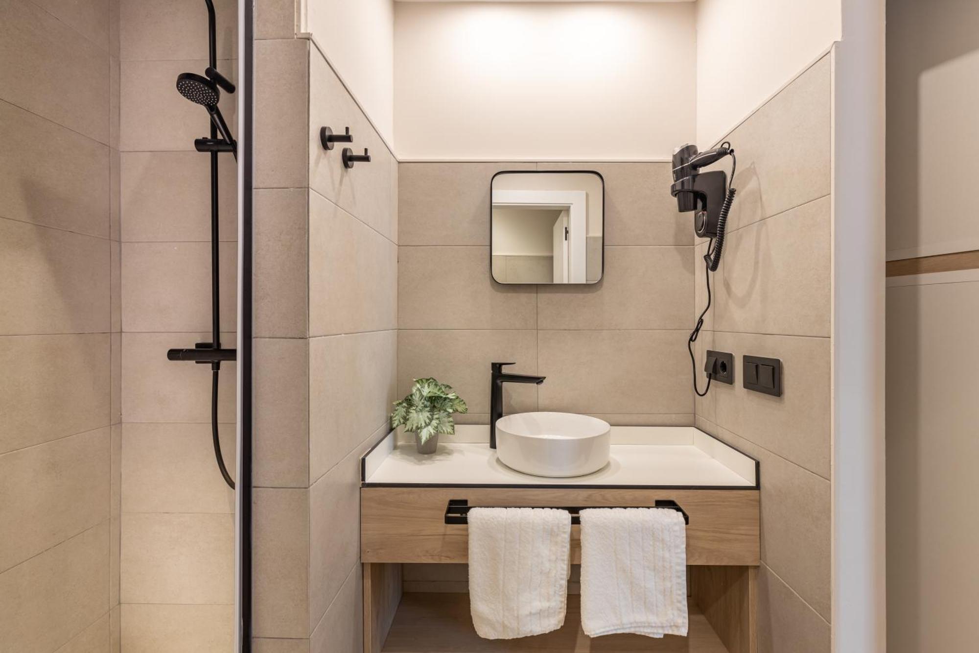 Libere Cordoba Patio Santa Marta Hostel Room photo Bathroom